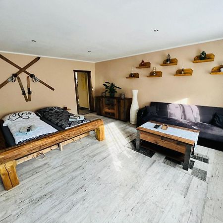Apartman Houmr 야히모프 외부 사진