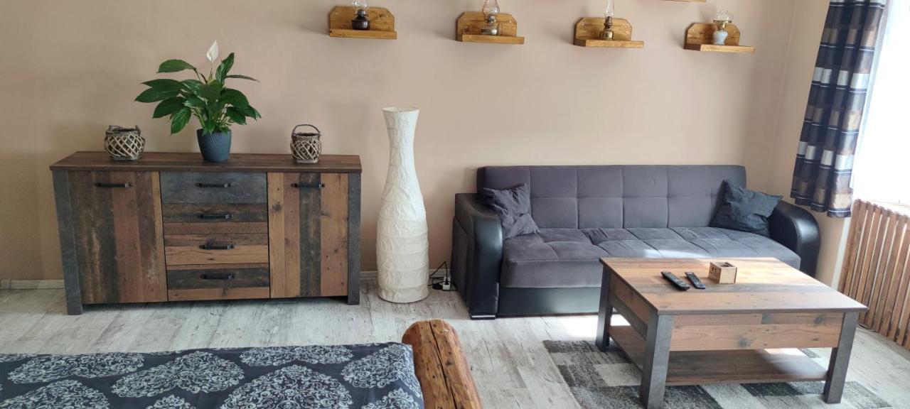 Apartman Houmr 야히모프 외부 사진